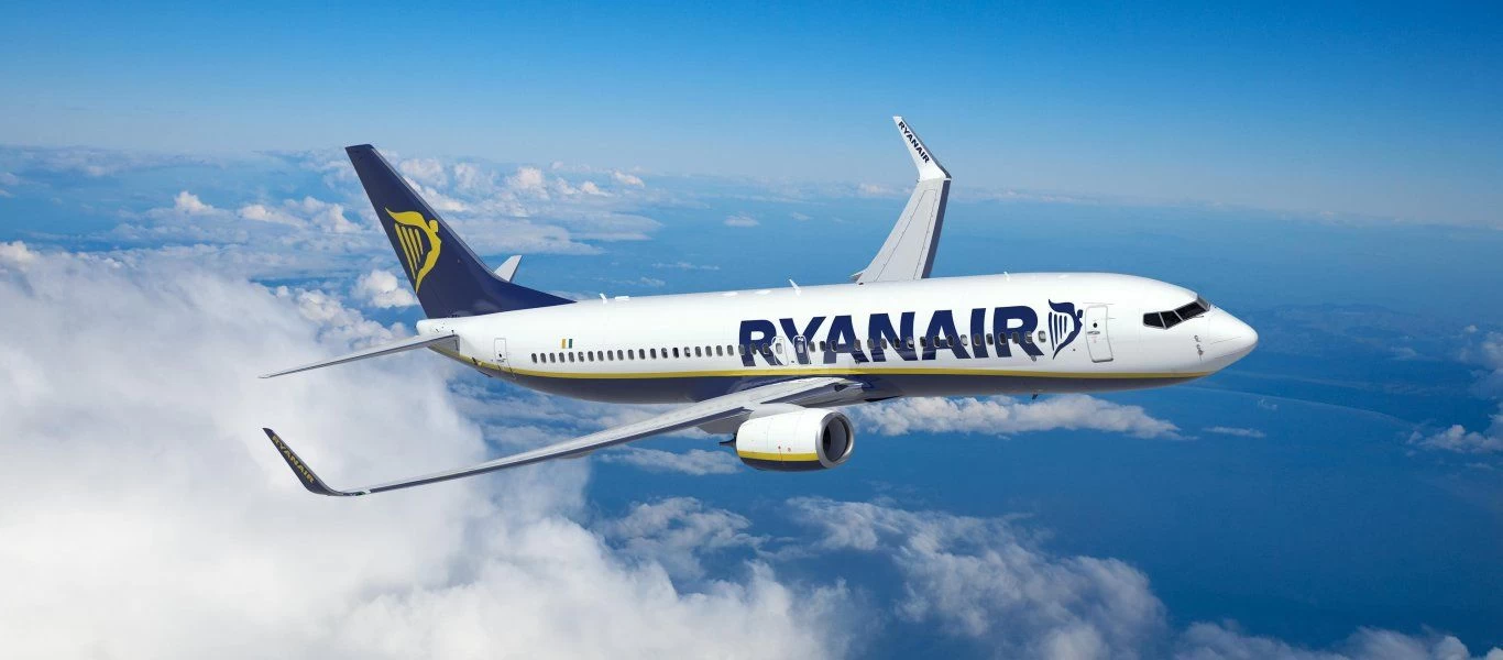 Πρόταση «βόμβα» από την Ryanair: «Μόνο οι εμβολιασμένοι να μπορούν να ταξιδεύουν με αεροπλάνα»